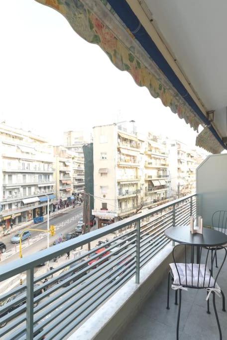 Twin Superior Suites Thessaloniki Exterior photo