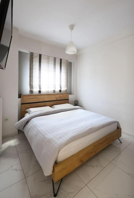 Twin Superior Suites Thessaloniki Exterior photo