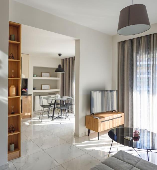 Twin Superior Suites Thessaloniki Exterior photo